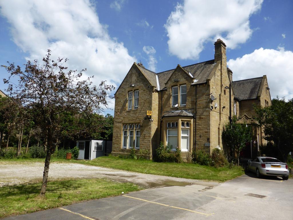 Old Vicarage Hotel Leeds  Exterior foto